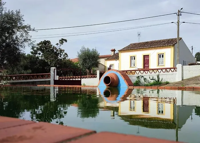 Casas Da Balsa * Casal da Igreja